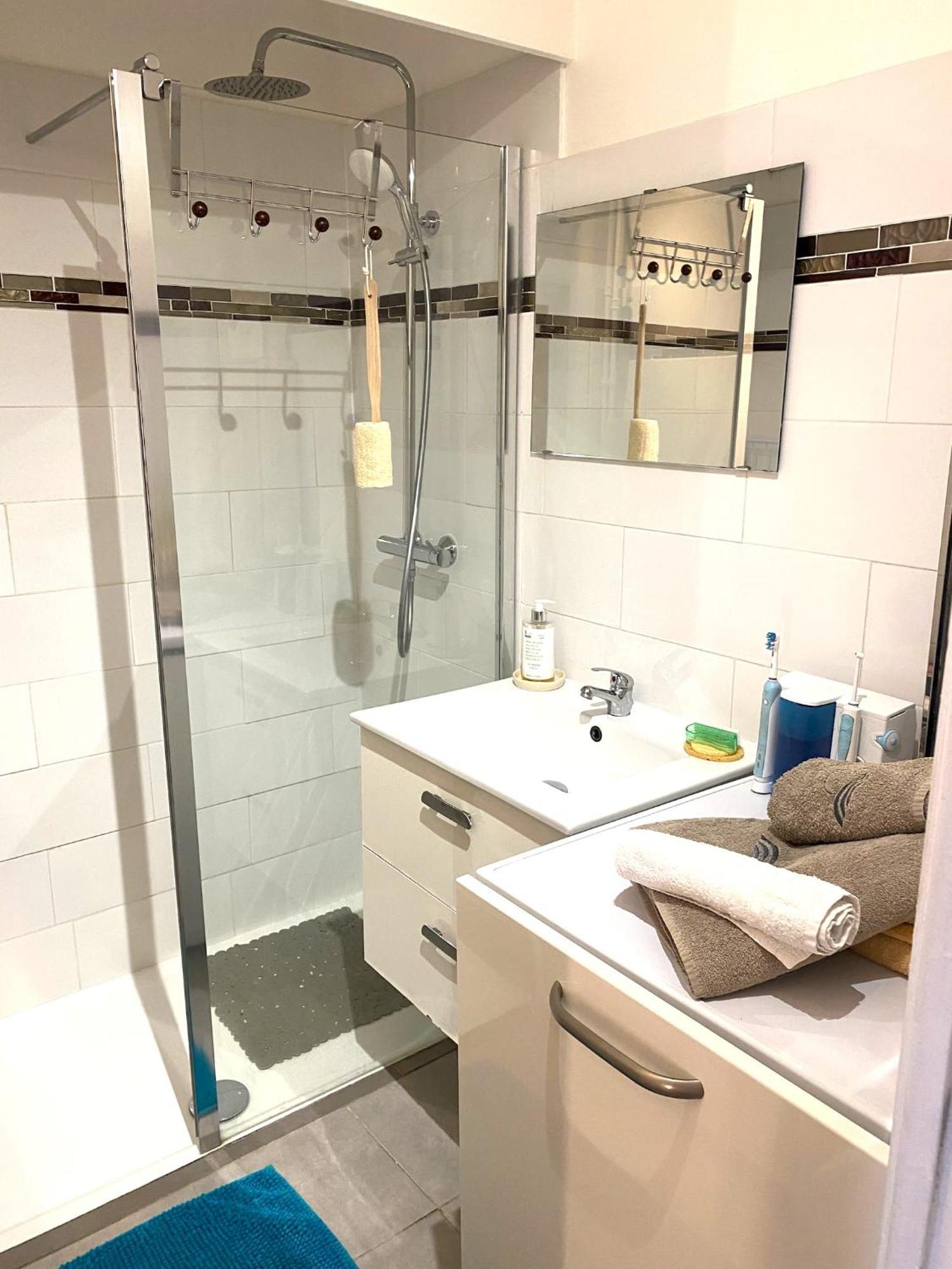 Apartment A 35 M² + Vue Sur La Cannes